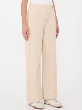 Weekend Max Mara Wide-Leg High-Rise Jeans in Beige six 40 US 6/8